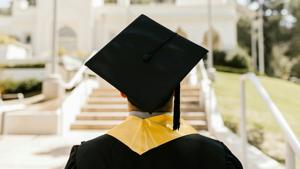 Illinois can’t give cheaper college tuition to non-citizens, judge rules