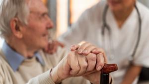 Illinois Quick Hits: New laws signed to protect vulnerable residents